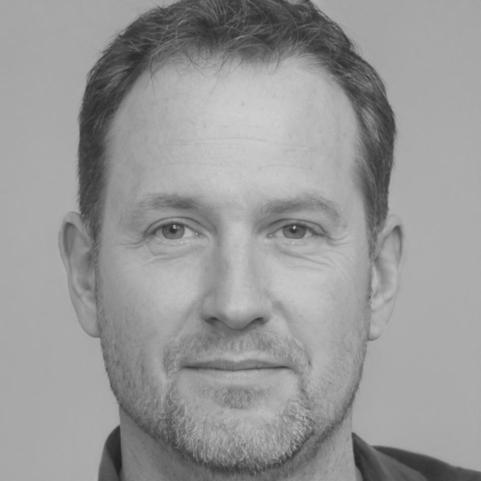 Casimiro Herrera, Especialista en Mercados Emergentes